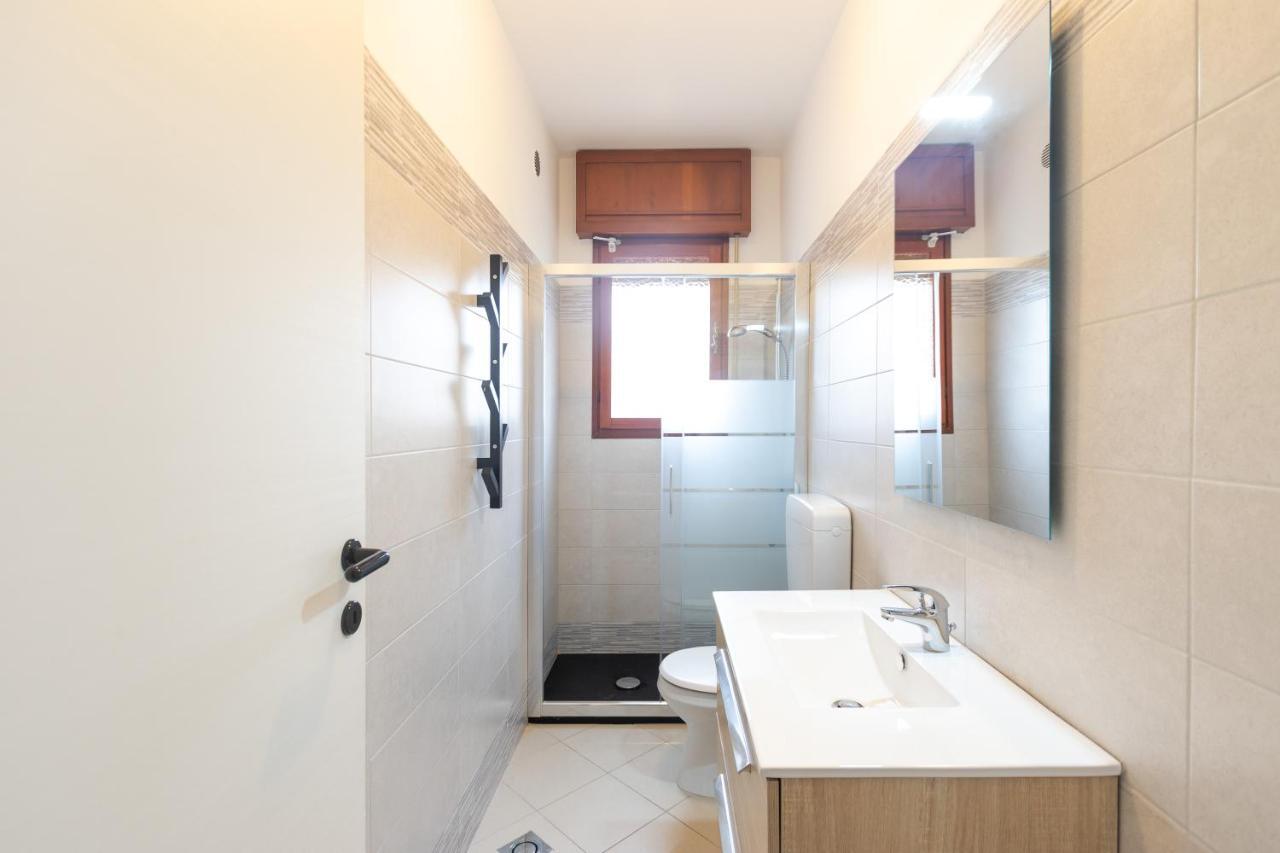 Villa Alpi Lignano Sabbiadoro Exteriör bild